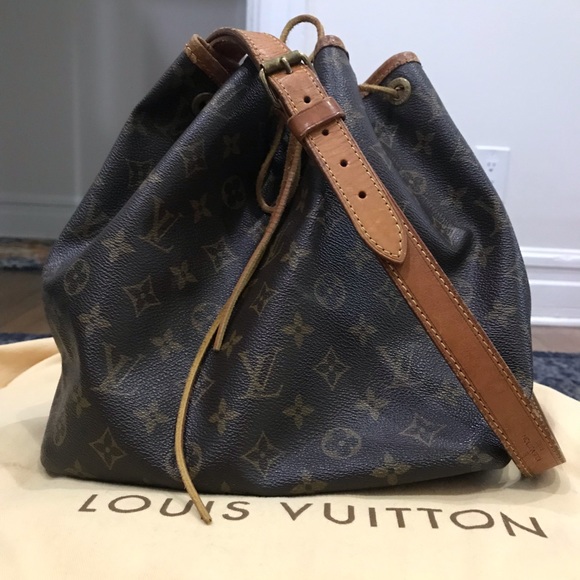 Louis Vuitton Handbags - Authentic Vintage Louis Vuitton Petit Noe Purse